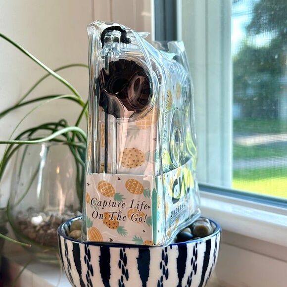 NIB CYLO Pineapple Print Underwater Disposable Camera Waterproof up to 16 Feet - Picture 7 of 12